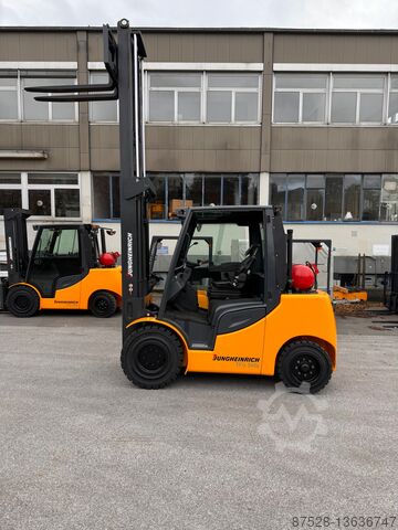 Heftruck op gas Vorkheftruck LPG-aangedreven voorlader Jungheinrich TFG 545s