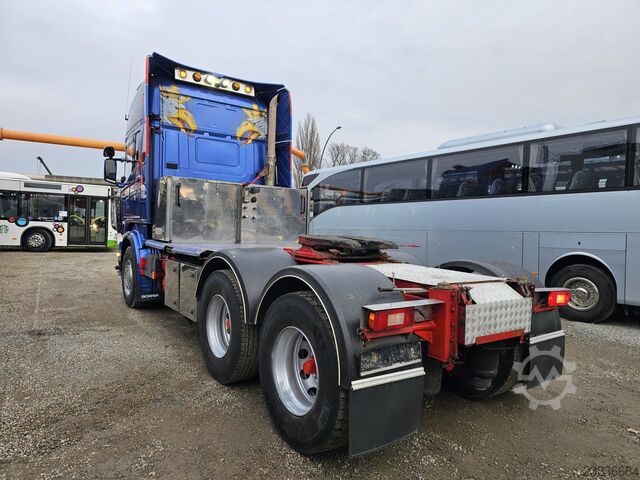 Tractora standard SCANIA R620LB6X4HHA V8 Manuell PTO Blatt/Luft