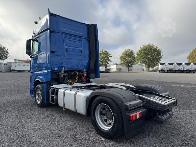 Tractor estándar Mercedes-Benz 1851 LS Actros Gigaspace Retarder Standklima PTO
