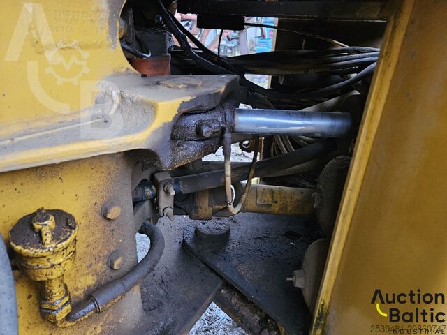 Lastare Liebherr L 544 2Plus2