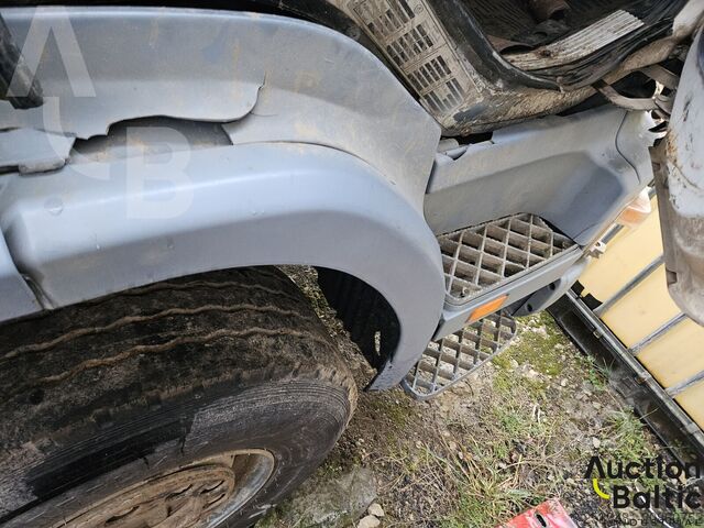 Sklápěč Scania P 114 LB