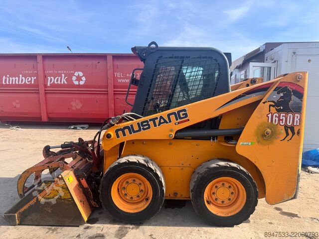 Frontlader minishovel Mustang Mustang