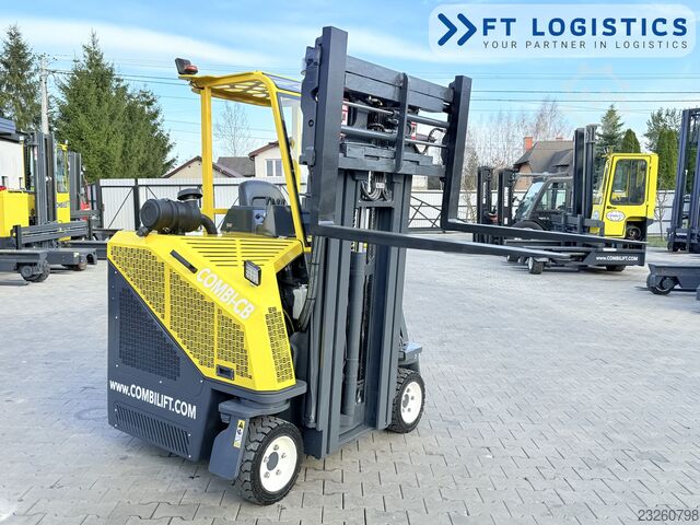 Empilhadeira multidirecional Combilift CB3000 GAS TRIPLEX 4900 FREE-LIFT