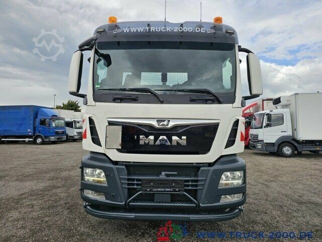 Camion scarrabile MAN TGS 26.460 6x4 (H) Hyva 20.60 S Lift/ Lenkachse