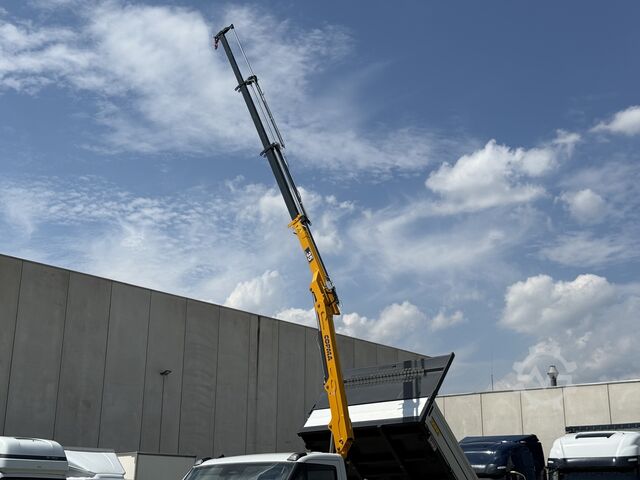 Camião basculante e grua Iveco Daily 35-160