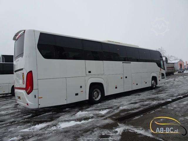 Távolsági autóbusz SCANIA Touring 55 Sitze