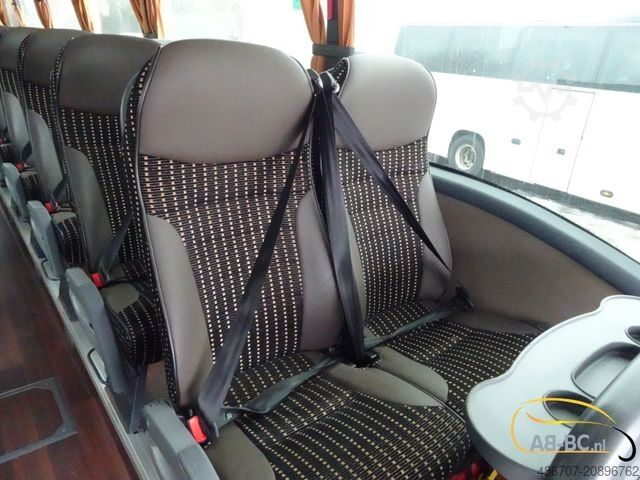 Távolsági autóbusz SCANIA Touring 55 Sitze