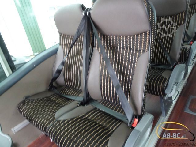 Távolsági autóbusz SCANIA Touring 55 Sitze