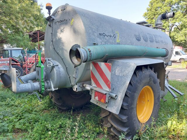 Trágyaszóró tartálykocsi Joskin Modulo 2