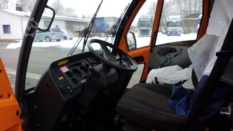 Kommersiella fordon - tippbil Multicar M30 Carrier