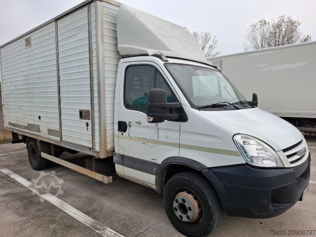 Panelová dodávka IVECO DAILY 60C18 BOX + SPONDA