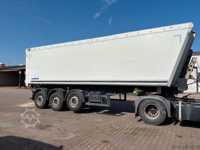 Kipper Auflieger SCHMITZ CARGOBULL SKI24SL 8,2 48 cbm Getreidekipper