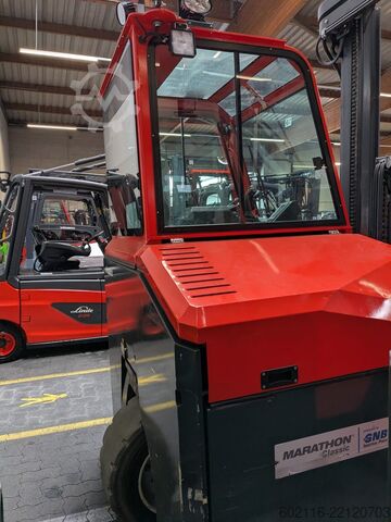 čtyřcestný vysokozdvižný vozík Combilift CBE4000 TRIPLEX 6500 FULL CABIN FREE LIF