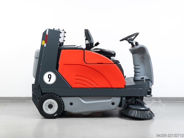 Balayeuse Hako Jonas 1200 D Hako Jonas 1200 D Diesel - 735mth - 13200m²/h