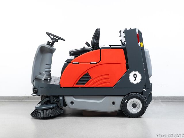 Balayeuse Hako Jonas 1200 D Hako Jonas 1200 D Diesel - 735mth - 13200m²/h