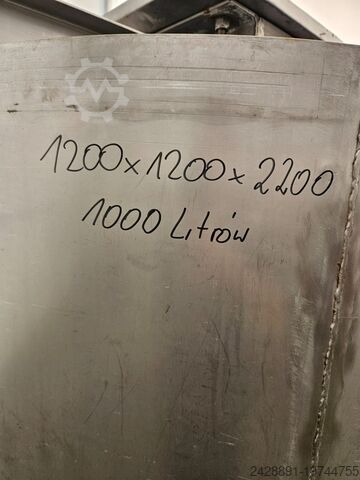 Zbiornik z mieszadłem 1000L  