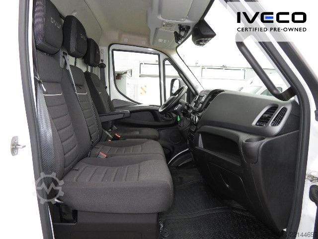 Vrachtwagen met bakwagen IVECO Daily 70C21HA8 Koffer/LBW Klima, LED, Navi