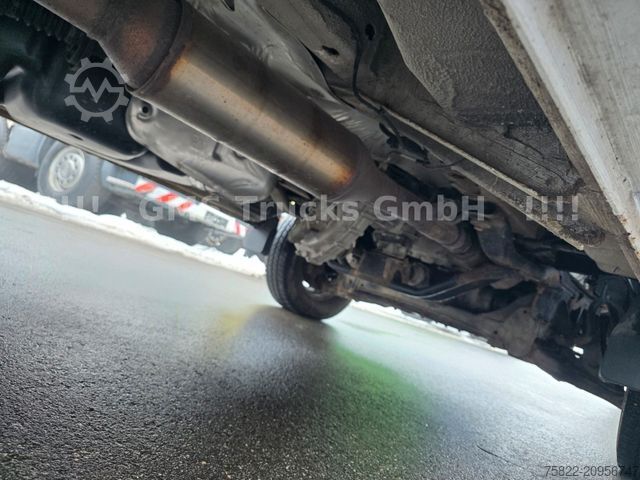 Yüksek tavanlı panelvan MERCEDES-BENZ Sprinter 516 CDI / 4X4 ALLRAD / Mixto 6 Sitze