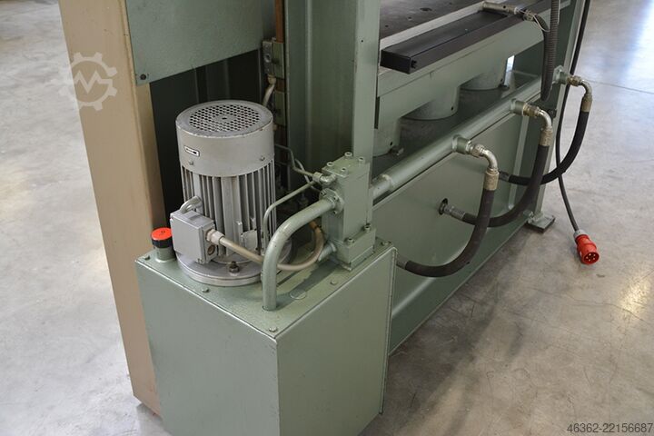 Hydraulische pers KOLMAG T200