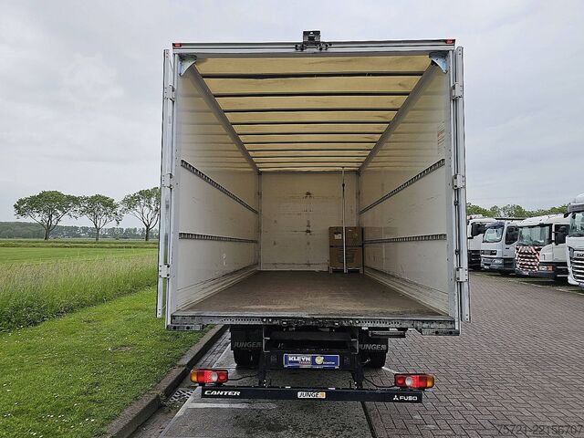 Gesloten bak FUSO CANTER 7C18 AMT 3 SEATS AIRCO