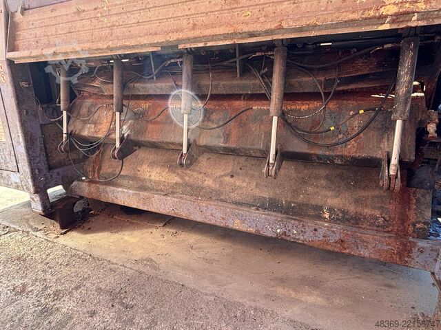 Single shaft shredder Komptech 3400 SE