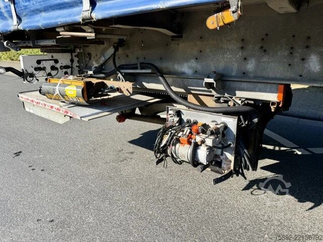Presenning Schmitz Cargobull Edscha /2x Liftachse / 3x Achsen