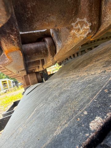 Bandgrävare CATERPILLAR 325 Baujahr 2021