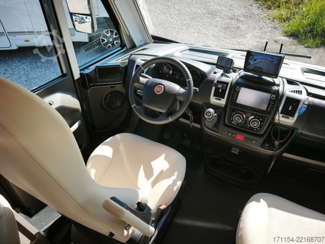 Integrerad husbil MOBILVETTA K-Silver I 59, Längsbetten, Solar, Klima, TV,