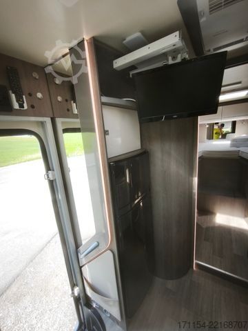Integrerad husbil MOBILVETTA K-Silver I 59, Längsbetten, Solar, Klima, TV,