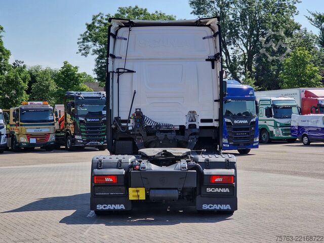 Padrão-SZM Scania 530S V8 NGS Highline 4x2 - Retarder - Night cli...