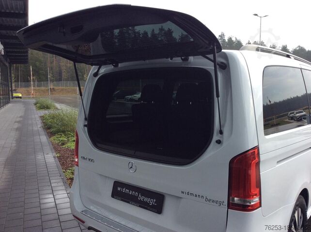 Minibus Mercedes-Benz EQV 300 lang (7 Sitzer) SpurW Sport Navi ACC LM