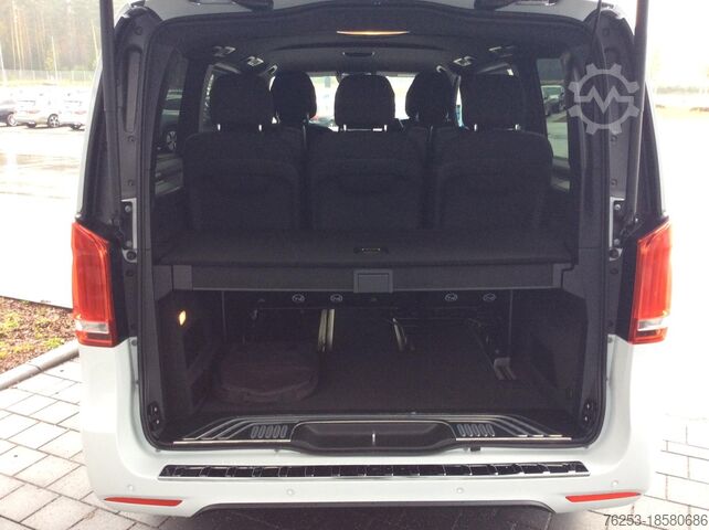 Minibus Mercedes-Benz EQV 300 lang (7 Sitzer) SpurW Sport Navi ACC LM