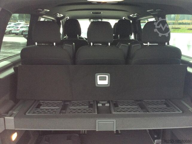 Minibus Mercedes-Benz EQV 300 lang (7 Sitzer) SpurW Sport Navi ACC LM