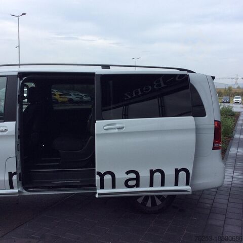 Minibus Mercedes-Benz EQV 300 lang (7 Sitzer) SpurW Sport Navi ACC LM