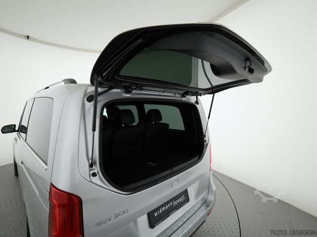 Minibus Mercedes-Benz EQV 300 L SpurW Sport Pano Navi SoundSys ACC LM