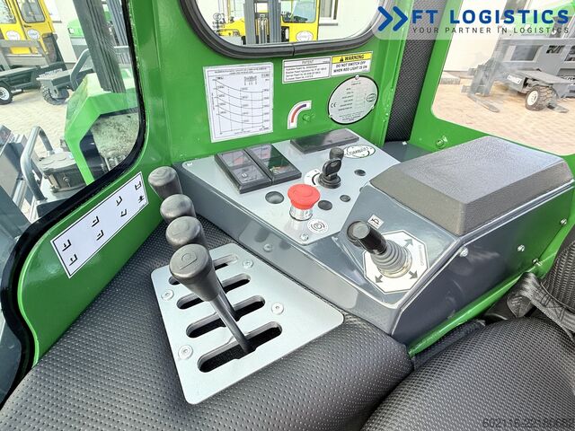 Carretilla retráctil de 4 vías Combilift C4500 DIESEL DUPLEX WIDE FORK POSITIONER