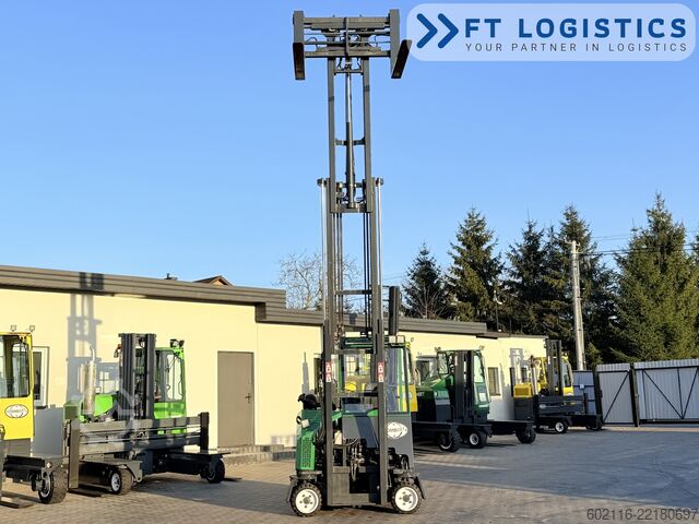 četvorosmerni viljuškar Combilift C2500CB DIESEL TRIPLEX 5500 POSITIONER