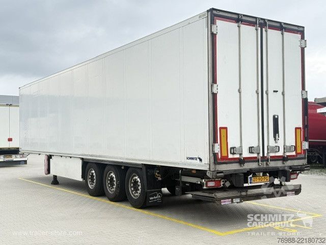 Koeloplegger Schmitz Cargobull Tiefkühler Standard Trennwand Ladebordwand
