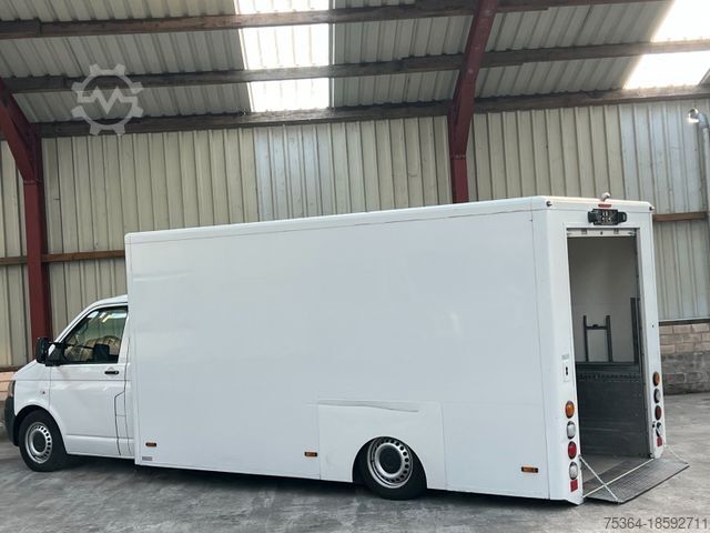 Box van VOLKSWAGEN T5 Transporter 2.0 Tdi Koffer Alko Luftfederung