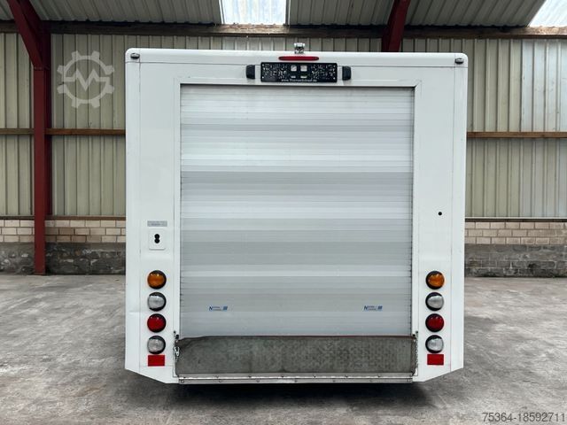 Box van VOLKSWAGEN T5 Transporter 2.0 Tdi Koffer Alko Luftfederung