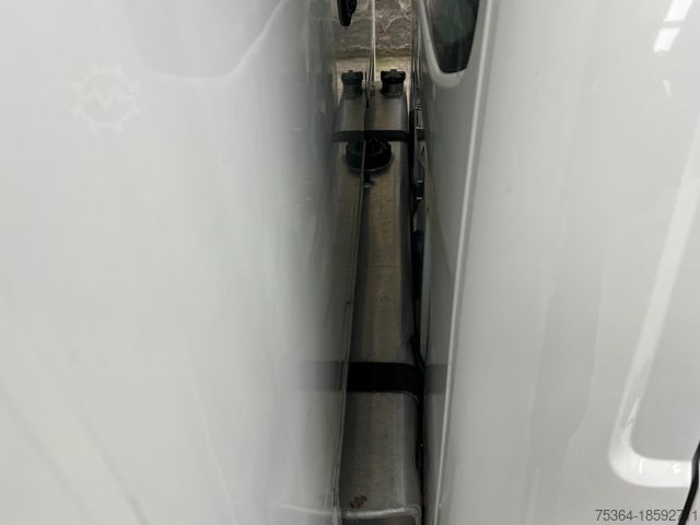 Box van VOLKSWAGEN T5 Transporter 2.0 Tdi Koffer Alko Luftfederung