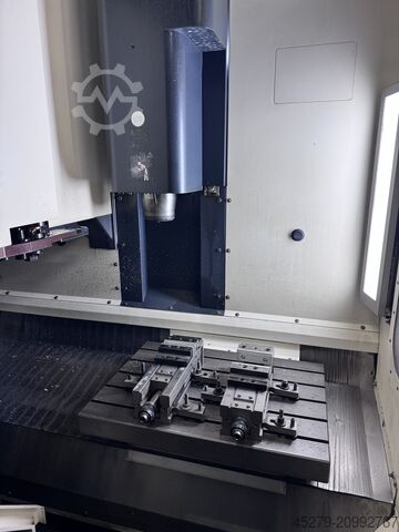 Centre d’usinage vertical Deckel Maho DMC 635V