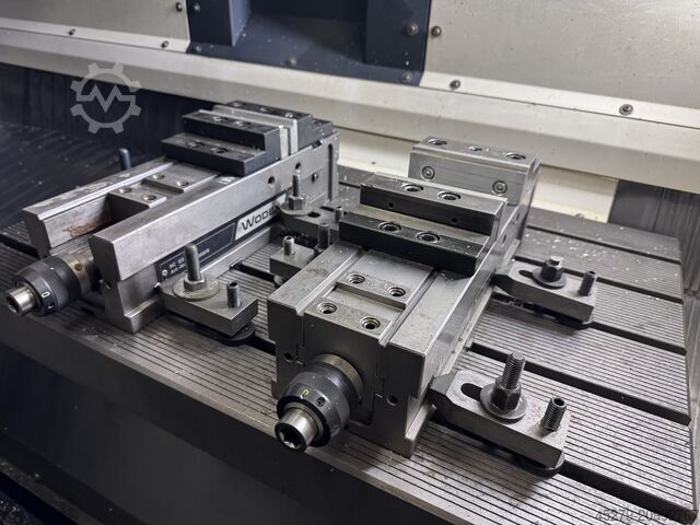 Centre d’usinage vertical Deckel Maho DMC 635V