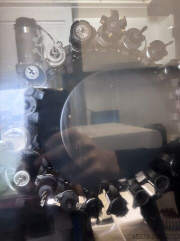 Centre d’usinage vertical Deckel Maho DMC 635V