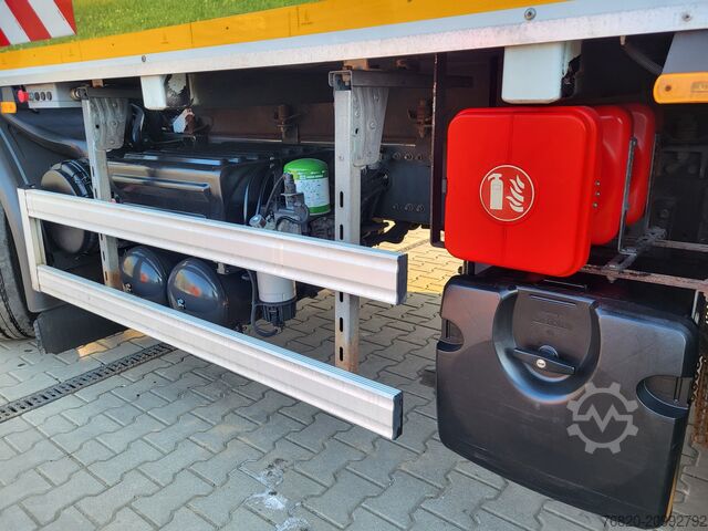 Camión de la basura Renault D26