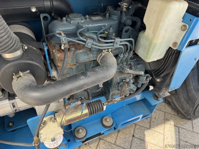 Genie GS 2668 RT  Hoogwerker / Arbeitsbuhne / Sciccor 10M werkhoogte 4x4 kubota Diesel 2008 GENIE GS 2668 RT  Hoogwerker / Arbeitsbuhne / Sciccor 10M werkhoogte 4x4 kubota Diesel 2008