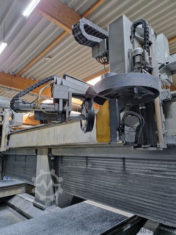 CNC işleme merkezi MAKA MM 7t