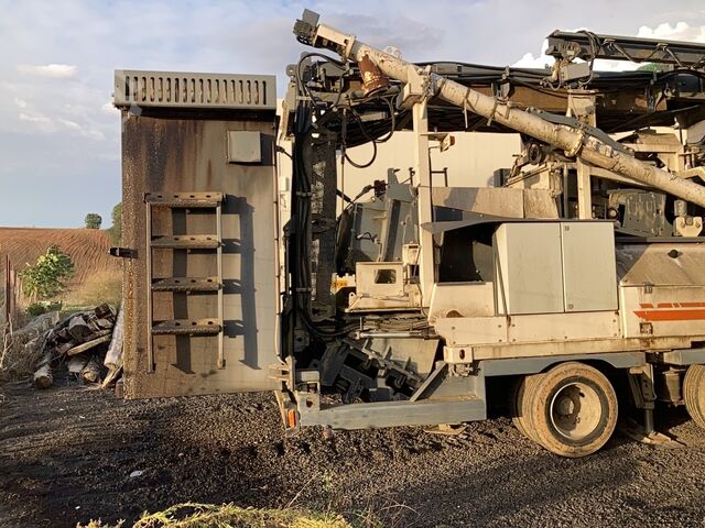Asfalt geri dönüşümcüsü Wirtgen KMA 200