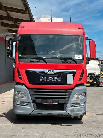 Standard dragbil MAN TGX 18.460 4x2 BLS /N-HC/ACC/EBA2/Klima/Navi
