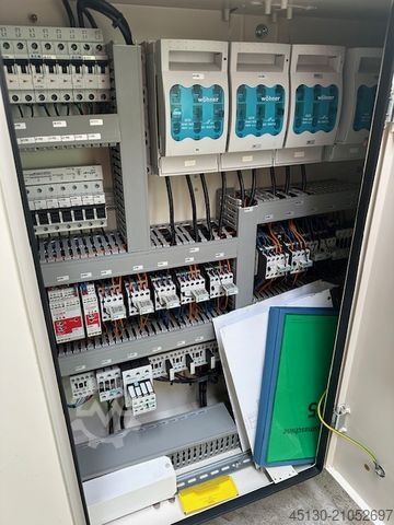 Formsprutningsmaskin Engel Victory 330H/80V/160 combi Ecodrive